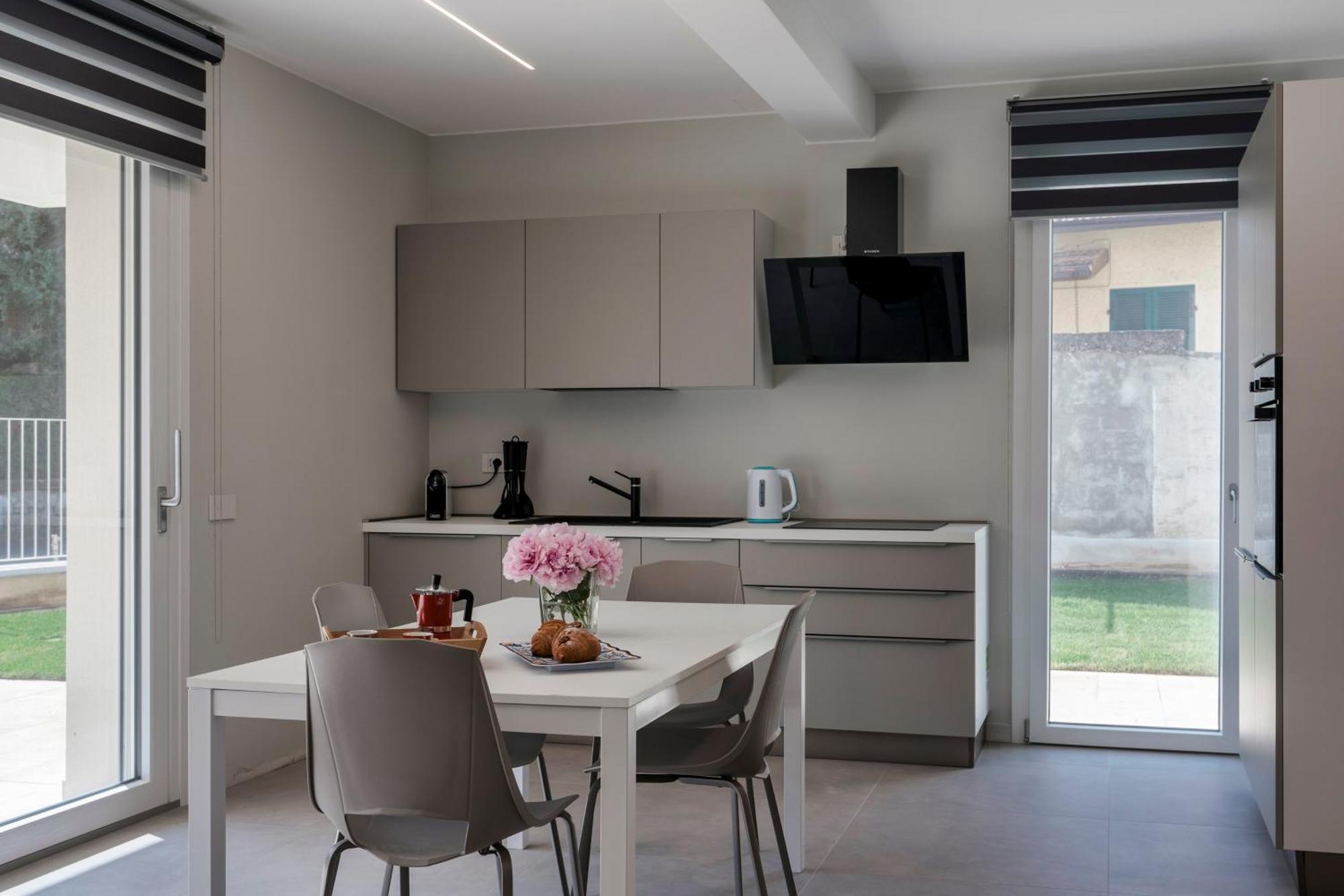 Malvezzi Apartments Desenzano del Garda Eksteriør bilde